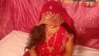 अन्तर्वासना सुहागरात की चुदायी देसी पत्नी को दुल्हन बनकर उसकी चूत चोदी