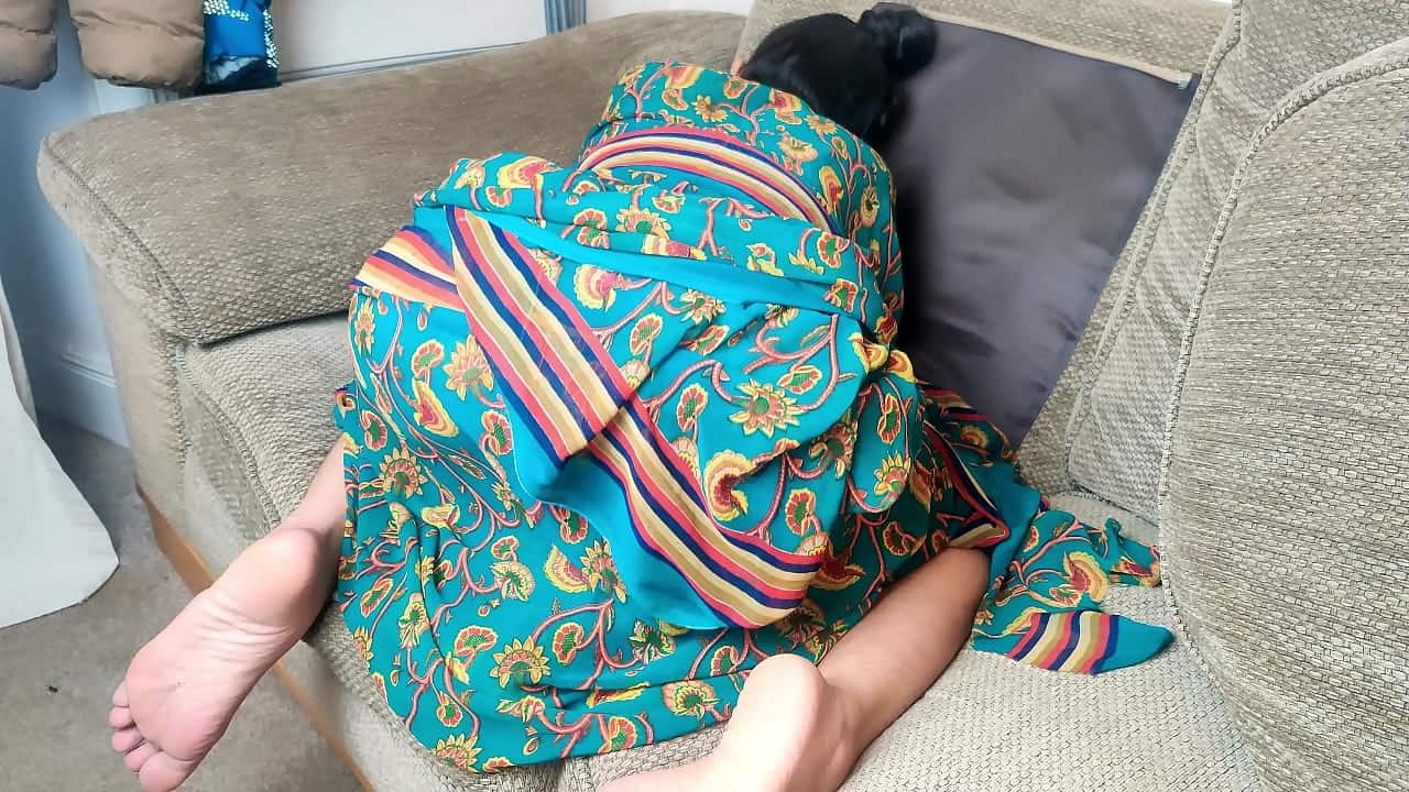 desi sexy bhabhi ready for hardcore sex in doggy style on sofa