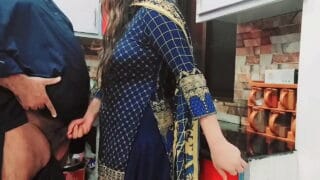 दोस्त की बिग बूब्स मॉम चुदाई की बीएफ सेक्स वीडियो