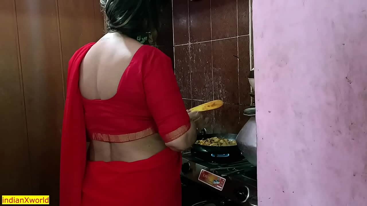 Desi porn hot sauteli maa ko chodne ka xxx bf video