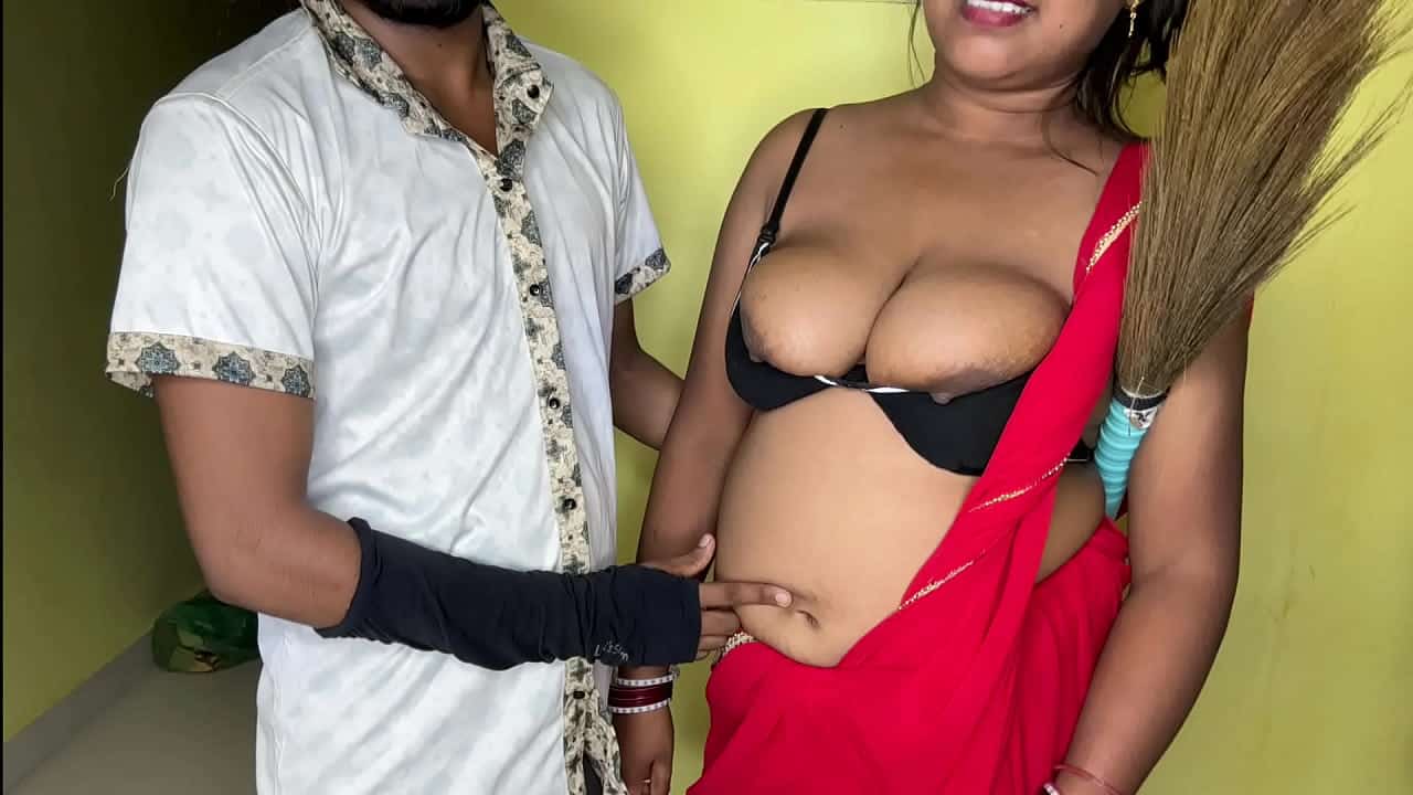 desipornhub Indian bbw maid ne paise ke liye gaand aur chut marwaya