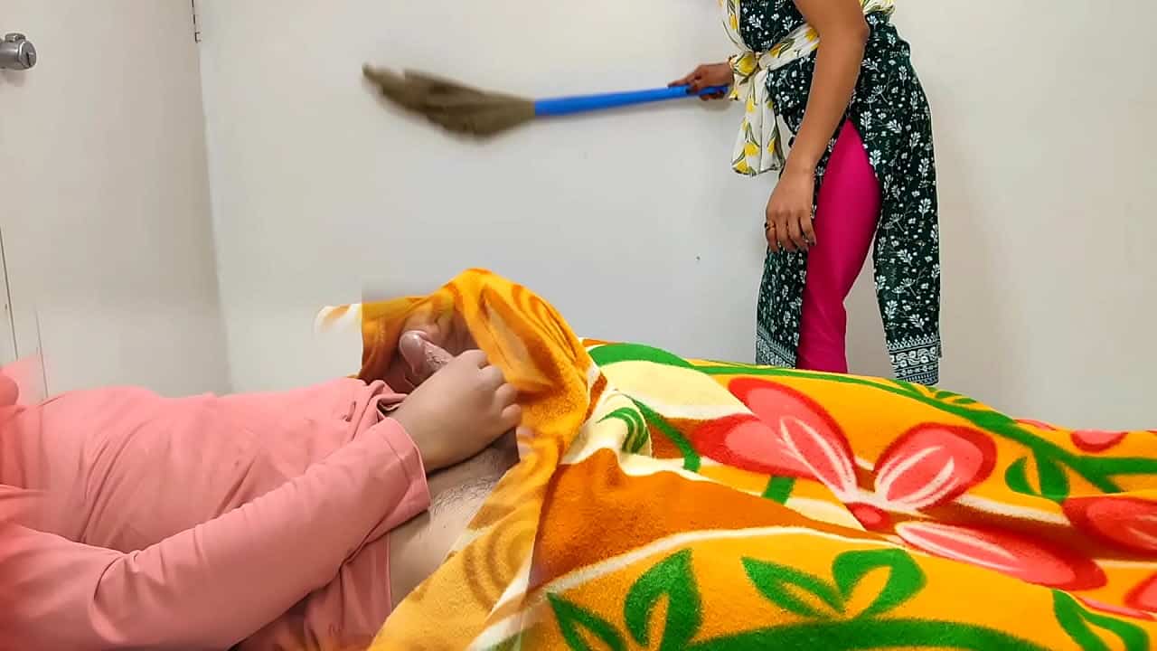 hindi sexy bf Owner destroys his married sexy maid pussy in local sex video