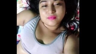 Desi Bhabhi rides on her devar dick in the Desi sex video