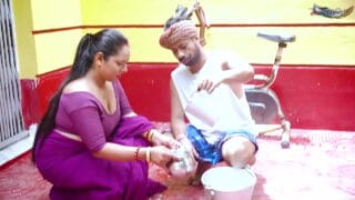 Aagmaal Desi uncut Porn sexy bhabhi fucking with milkman full movie hindi audio