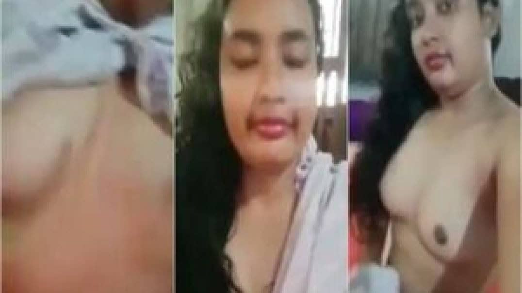 Aagmaal Bangladeshi cute girl showing boobs